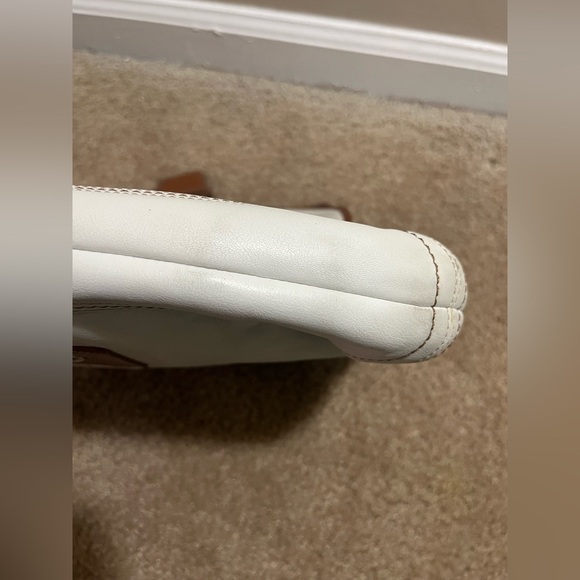 Coach Soho White & Brown Leather Handbag Satchel Purse - Picture 8 of 9